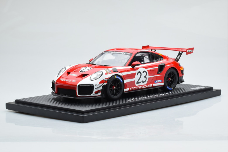 WAXL2100004  Porsche 911 991.2 GT2 RS Clubsport Salzburg Design Spark 1/18