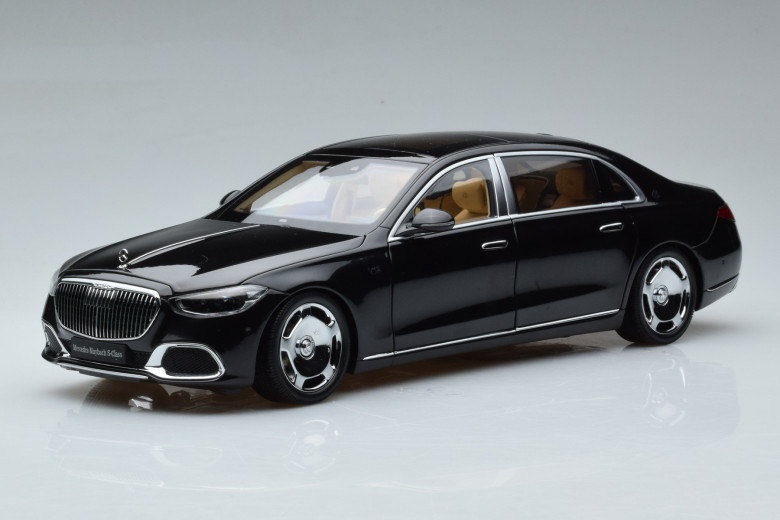 820115  Mercedes Maybach S600 V12 Biturbo Obsidian Black Almost Real 1/18