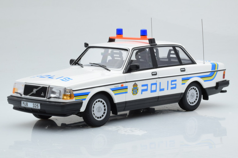 Volvo 240 GL Polis Sweden White Minichamps 1/18