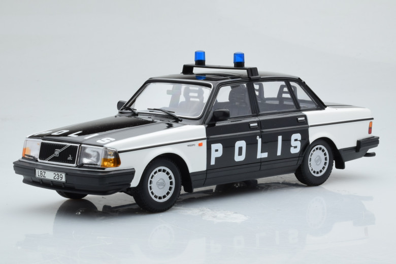 Volvo 240 GL Polis Sweden Black Minichamps 1/18
