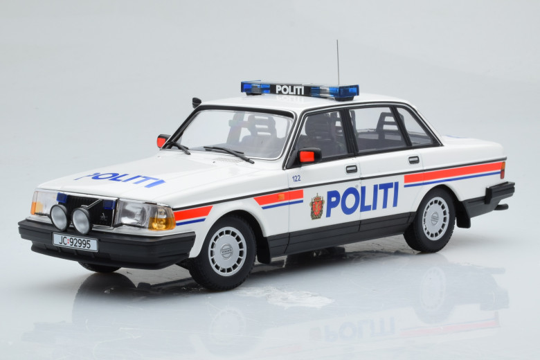 Volvo 240 GL Politi Norway White Minichamps 1/18