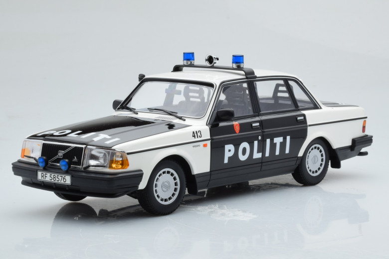 Volvo 240 GL Politi Norway 2 Black Minichamps 1/18