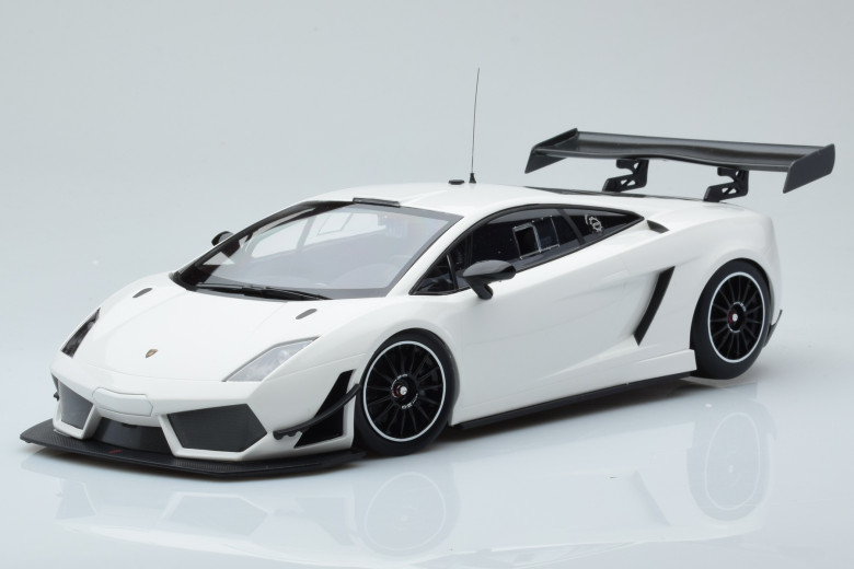151111102  Lamborghini Gallardo LP600+ GT3 White Minichamps 1/18