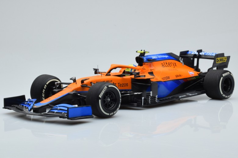 530213304  F1 McLaren MCL35M L Norris 2nd Place Italian GP 2021 Minichamps 1/18