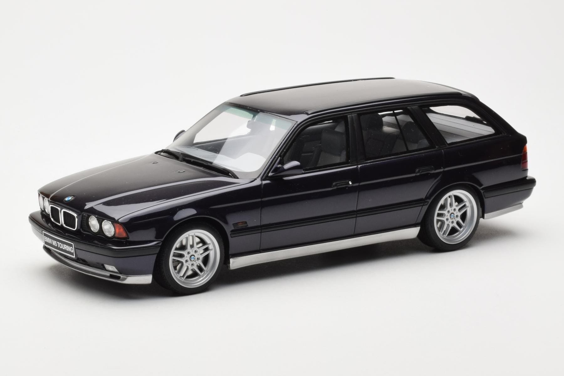 BMW M5 E34 Touring 1/18 OTTO Diamantschwarz - Gebrauchtes Modell