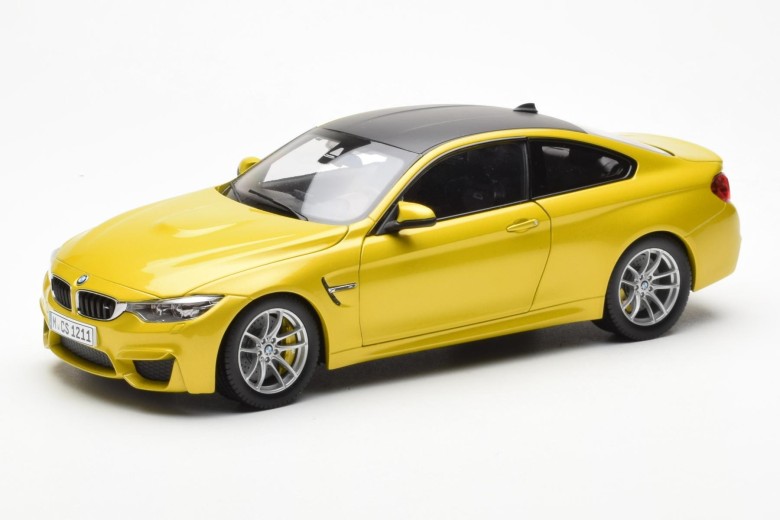 80432339606  BMW M4 F82 Coupe Austin Yellow Metallic Paragon 1/18