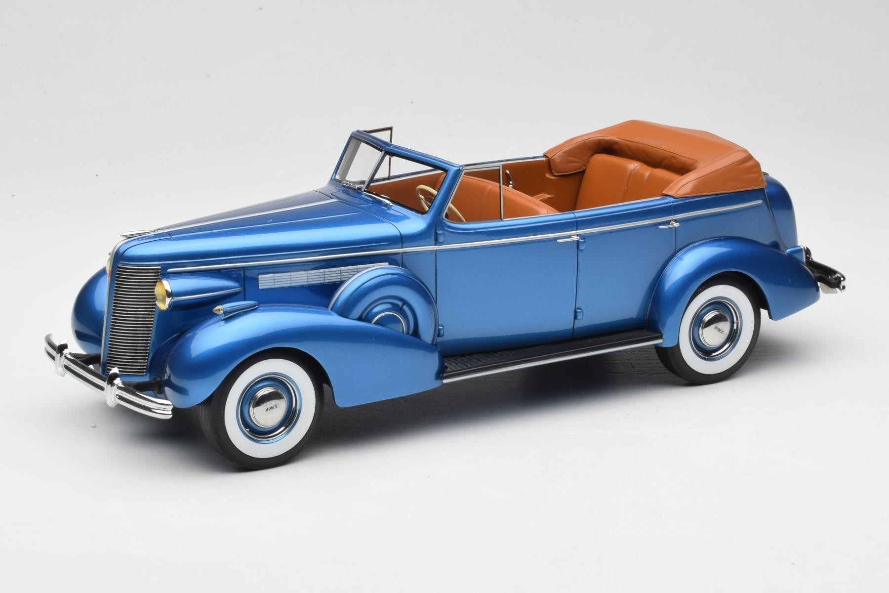 Buick Roadmaster 80-C Four Door Phaeton Blue Metallic BoS Models 1:18