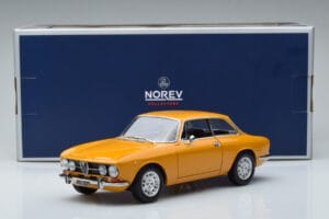 Alfa Romeo 1750 GTV Gelb Norev 1:18 187910 Druckguss — Bild 7 von 7