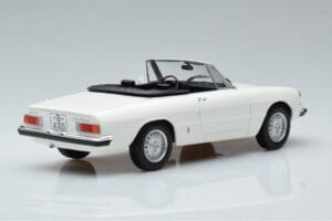Alfa Romeo 2000 Spider Weiß Norev 1:18 187882 Druckguss — Bild 2 von 7