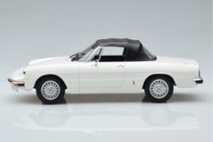 Alfa Romeo 2000 Spider Weiß Norev 1:18 187882 Druckguss — Bild 3 von 7