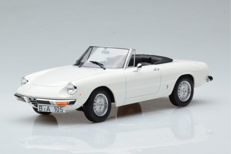 Alfa Romeo 2000 Spider Weiß Norev 1:18 187882 Druckguss