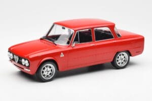 Alfa Romeo Giulia Nuova Super Rot Custom Wheels MCG 1:18 MCG18333 Druckguss