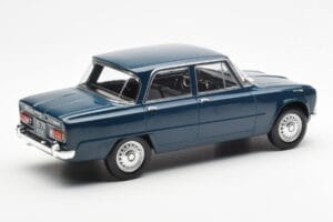 Alfa Romeo Giulia TI Petrol Blau Norev 1:18 187971 Druckguss — Bild 2 von 6