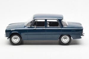 Alfa Romeo Giulia TI Petrol Blau Norev 1:18 187971 Druckguss — Bild 3 von 6
