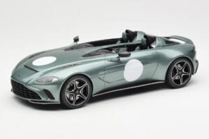Aston Martin V12 Speedster Grün Metallic GT Spirit 1:18 GT906 Resin