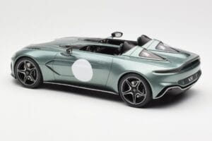 Aston Martin V12 Speedster Grün Metallic GT Spirit 1:18 GT906 Resin — Bild 5 von 6