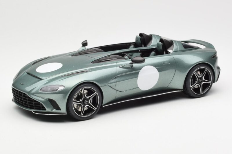 Aston Martin V12 Speedster Grün Metallic GT Spirit 1:18 GT906 Resin