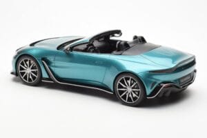 Aston Martin V12 Vantage Roadster Tayos Türkis Grün GT Spirit 1:18 GT445 Resin — Bild 5 von 6