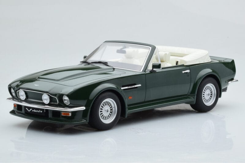 Aston Martin V8 Vantage Volante Grün GT Spirit 1:18 ZM091 Resin
