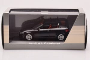 Audi A3 8P Cabriolet Schwarz Minichamps 1:43 5010803333 Druckguss — Bild 4 von 4