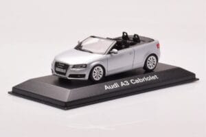 Audi A3 8P Cabriolet Silber Minichamps 1:43 5010803323 Druckguss — Bild 2 von 4