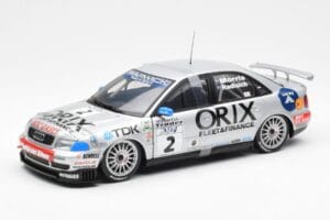 Audi A4 B5 Orix #2 P. Radisch 1998 UT Models 1:18 39872 Druckguss
