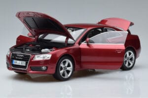 Audi A5 B8 Granatrot Norev 1:18 188352 Druckguss — Bild 2 von 7