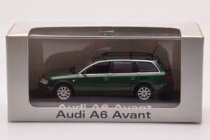 Audi A6 C5 Avant Grün Minichamps 1:43 5010106213 Druckguss — Bild 4 von 4