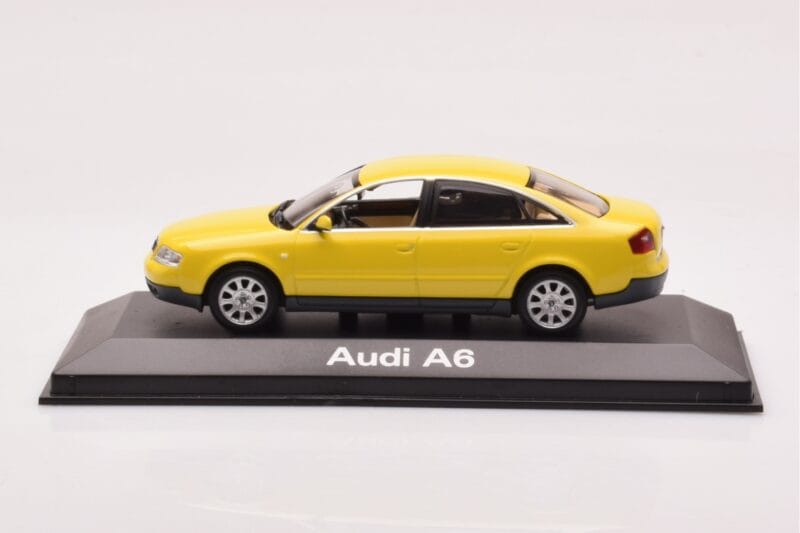 Audi A6 C5 Gelb Minichamps 1:43 IND47004 Druckguss