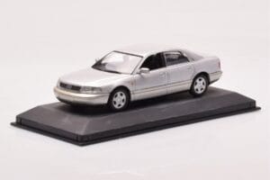 Audi A8 D2 Silber Grüner Streifen Minichamps 1:43 AUDI-264455 Druckguss — Bild 2 von 4