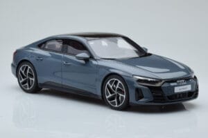 Audi E-Tron GT Grau GT Spirit 1:18 GT393 Resin — Bild 4 von 6
