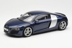 Audi R8 4.2 FSI V8 Blau Kyosho 1:18 09213BL Druckguss