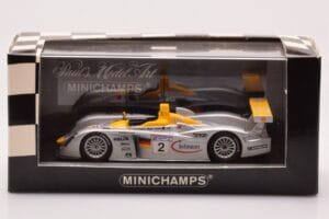 Audi R8 Infineon #2 L. Aiello / R. Capello / Pescatori 2nd Place 24 Hours of Le Mans 2001 Minichamps 1:43 400011202 Druckguss — Bild 4 von 4