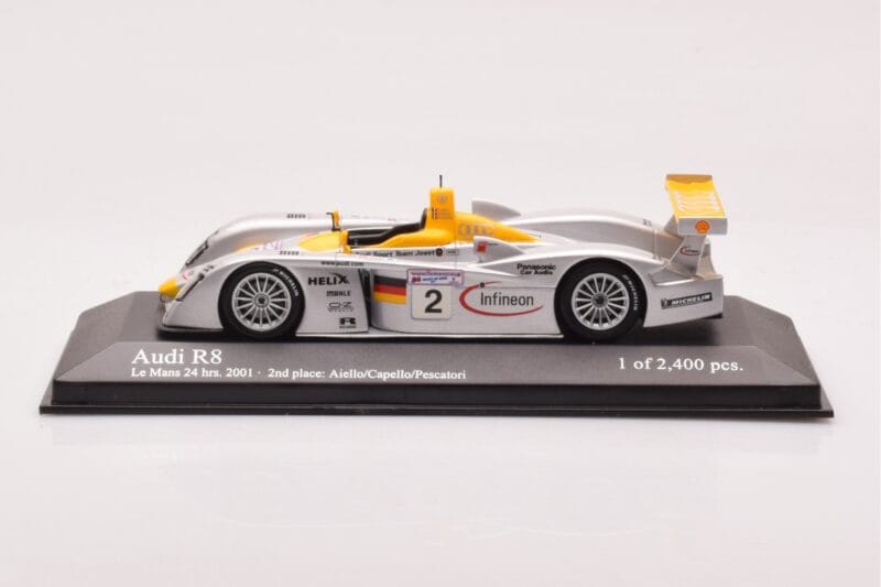 Audi R8 Infineon #2 L. Aiello / R. Capello / Pescatori 2nd Place 24 Hours of Le Mans 2001 Minichamps 1:43 400011202 Druckguss