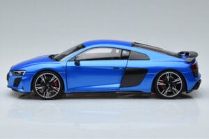Audi R8 Performance Blau Kengfai 1:18 VAKF-0355 Druckguss — Bild 5 von 10