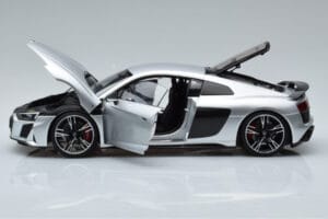 Audi R8 Performance Silber Kengfai 1:18 VAKF-0354 Druckguss — Bild 4 von 10