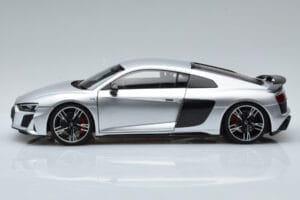 Audi R8 Performance Silber Kengfai 1:18 VAKF-0354 Druckguss — Bild 5 von 10
