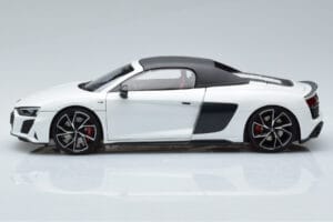 Audi R8 Spyder Performance Weiss Kengfai 1:18 VAKF-0351 Druckguss — Bild 4 von 11