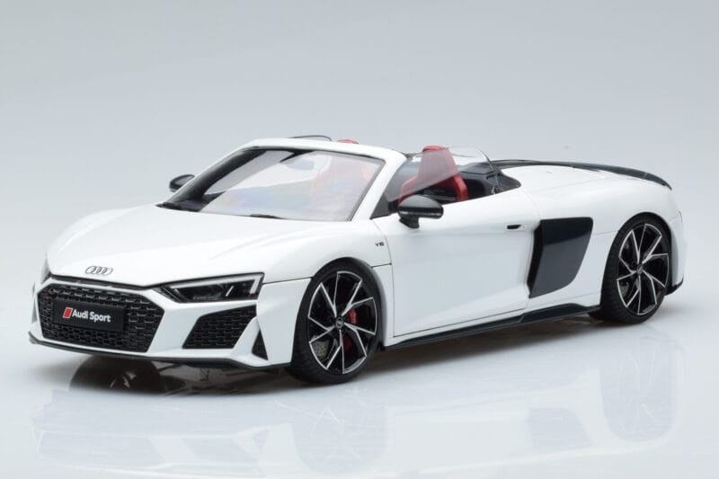 Audi R8 Spyder Performance Weiss Kengfai 1:18 VAKF-0351 Druckguss