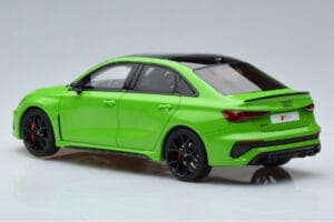 Audi RS3 8Y Limousine Grün GT Spirit 1:18 GT414 Resin — Bild 5 von 6