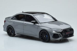 Audi RS3 8Y Limousine Performance Edition Grau GT Spirit 1:18 GT885 Resin — Bild 4 von 6