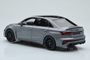 Audi RS3 8Y Limousine Performance Edition Grau GT Spirit 1:18 GT885 Resin — Bild 5 von 6