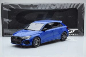Audi RS3 8Y Sportback Performance Edition Nagaro Blau GT Spirit 1:18 GT884 Resin — Bild 5 von 5