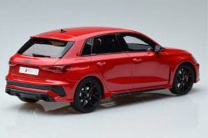 Audi RS3 8Y Sportback Rot GT Spirit 1:18 GT378 Resin — Bild 2 von 6