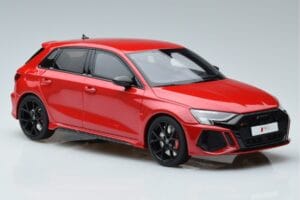 Audi RS3 8Y Sportback Rot GT Spirit 1:18 GT378 Resin — Bild 4 von 6