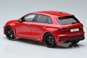 Audi RS3 8Y Sportback Rot GT Spirit 1:18 GT378 Resin — Bild 5 von 6
