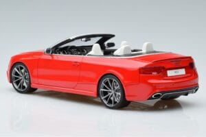 Audi RS5 B8 Cabriolet Rot GT Spirit 1:18 GT724 Resin — Bild 4 von 5
