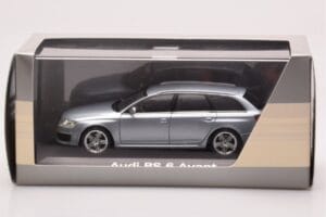 Audi RS6 C6 Monza Silber Minichamps 1:43 5010710213 Druckguss — Bild 4 von 4