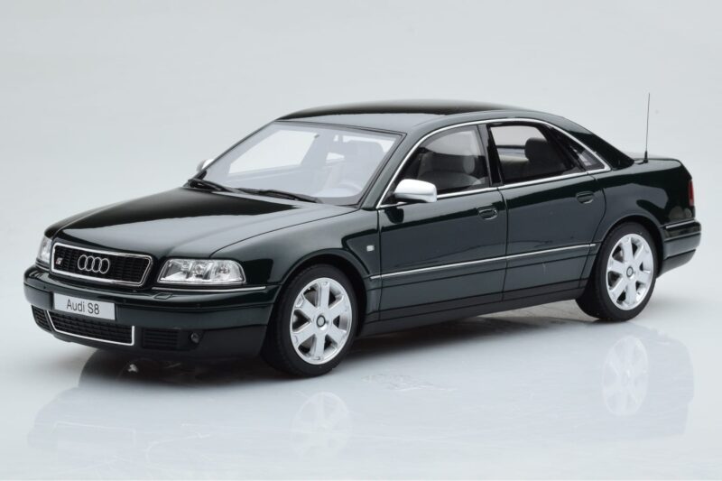 Audi S8 D2 Grün Otto 1:18 OT916 Resin