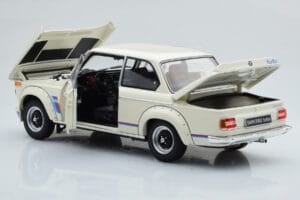 BMW 2002 Turbo Weiß Kyosho 1:18 08544W Druckguss — Bild 3 von 8
